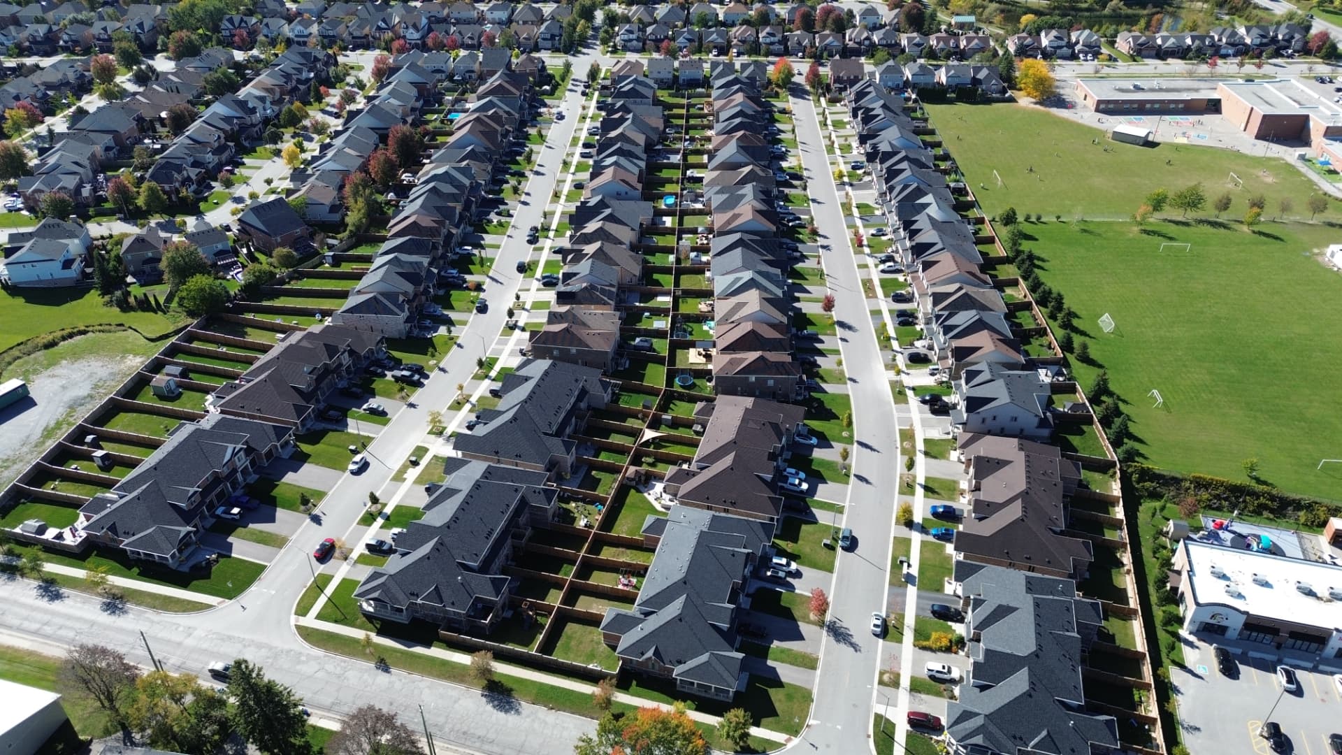 Lakeside Towns community by Oxnard Developments
